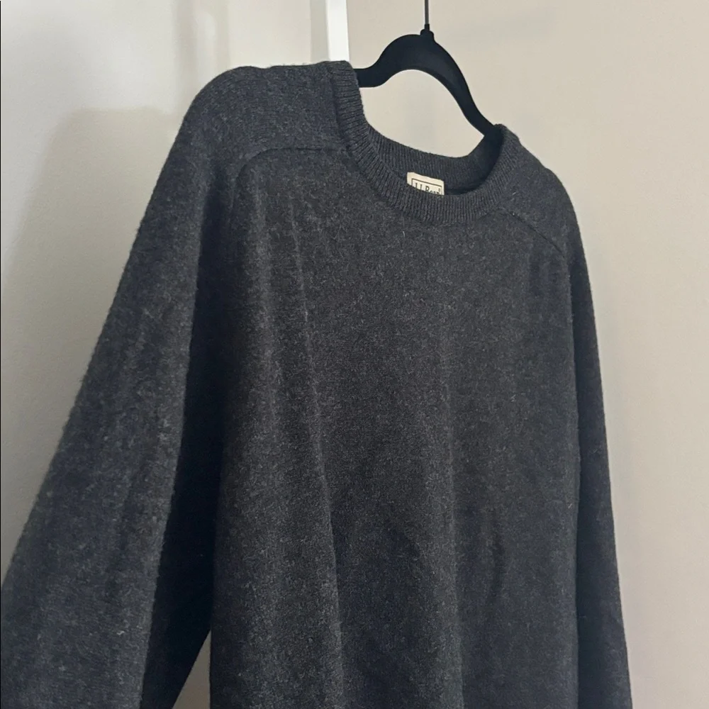 LL Bean Vintage Heather Charcoal Gray 100% Lambs Wool Crewneck Sweater Sz Large - Picture 5 of 7